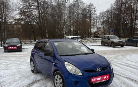 Hyundai i20 IB рестайлинг, 2010 год, 300 000 рублей, 3 фотография
