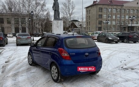 Hyundai i20 IB рестайлинг, 2010 год, 300 000 рублей, 7 фотография
