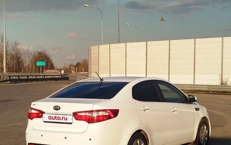 KIA Rio III рестайлинг, 2013 год, 1 000 000 рублей, 16 фотография