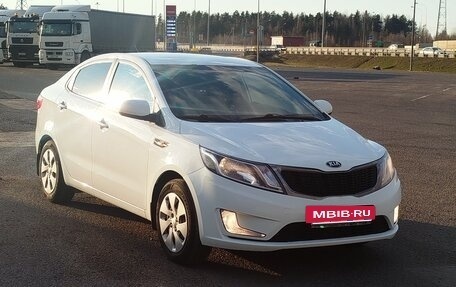 KIA Rio III рестайлинг, 2013 год, 1 000 000 рублей, 15 фотография