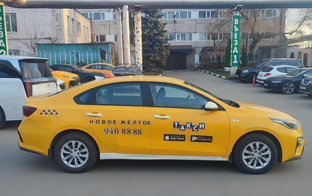 KIA Cerato IV, 2021 год, 950 000 рублей, 3 фотография