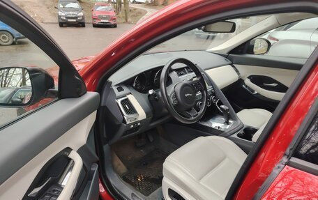 Jaguar E-Pace, 2018 год, 2 590 000 рублей, 9 фотография