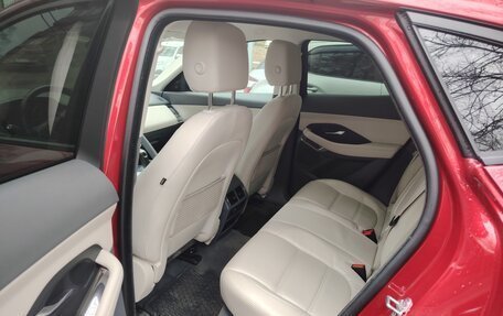 Jaguar E-Pace, 2018 год, 2 590 000 рублей, 14 фотография