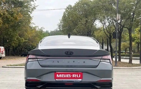 Hyundai Elantra, 2023 год, 1 650 000 рублей, 5 фотография