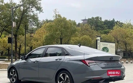 Hyundai Elantra, 2023 год, 1 650 000 рублей, 4 фотография