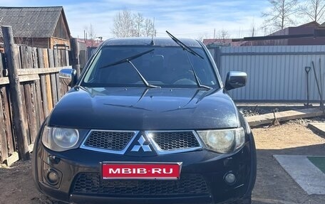 Mitsubishi L200 IV рестайлинг, 2013 год, 1 450 000 рублей, 1 фотография