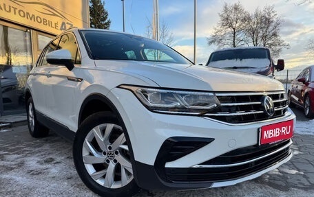 Volkswagen Tiguan II, 2023 год, 3 150 000 рублей, 1 фотография