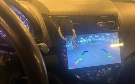 Hyundai Solaris II рестайлинг, 2016 год, 720 000 рублей, 11 фотография