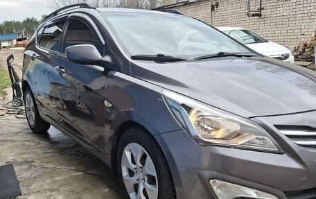 Hyundai Solaris II рестайлинг, 2014 год, 1 100 000 рублей, 3 фотография
