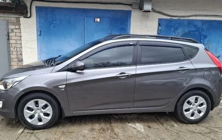 Hyundai Solaris II рестайлинг, 2014 год, 1 100 000 рублей, 4 фотография