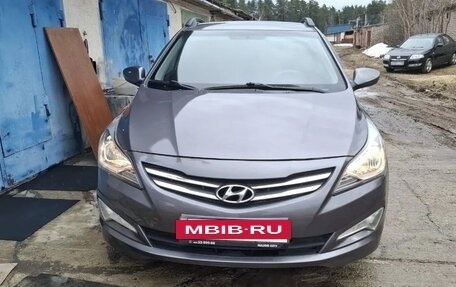 Hyundai Solaris II рестайлинг, 2014 год, 1 100 000 рублей, 2 фотография