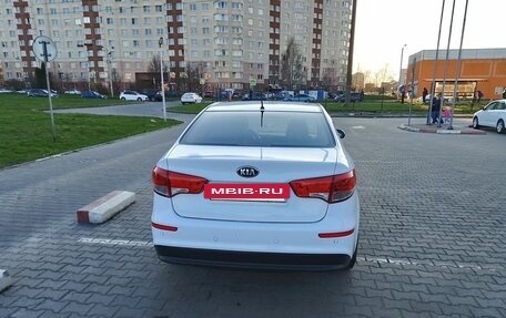 KIA Rio III рестайлинг, 2016 год, 800 000 рублей, 5 фотография