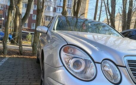 Mercedes-Benz E-Класс, 2002 год, 700 000 рублей, 4 фотография