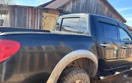 Mitsubishi L200 IV рестайлинг, 2013 год, 1 450 000 рублей, 4 фотография