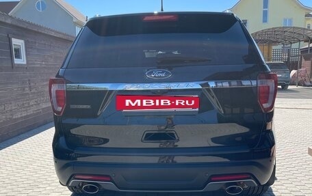 Ford Explorer VI, 2018 год, 3 500 000 рублей, 4 фотография