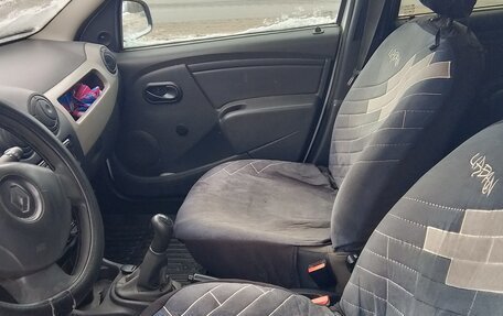 Renault Logan I, 2015 год, 310 000 рублей, 6 фотография