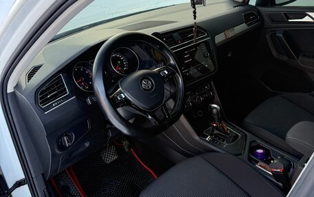 Volkswagen Tiguan II, 2019 год, 2 200 000 рублей, 9 фотография