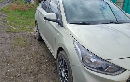 Hyundai Solaris II рестайлинг, 2019 год, 1 450 000 рублей, 8 фотография