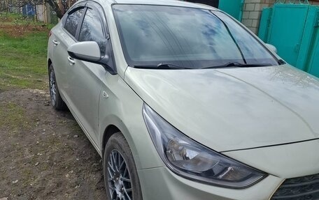 Hyundai Solaris II рестайлинг, 2019 год, 1 450 000 рублей, 7 фотография
