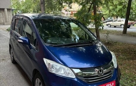 Honda Freed I, 2014 год, 1 174 000 рублей, 10 фотография