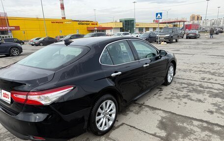 Toyota Camry, 2019 год, 2 900 000 рублей, 4 фотография