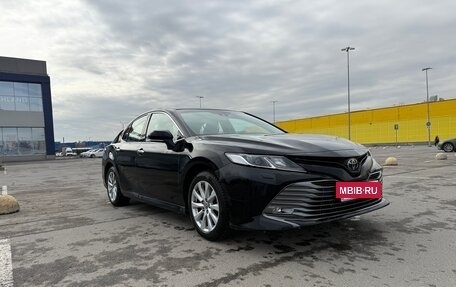 Toyota Camry, 2019 год, 2 900 000 рублей, 3 фотография