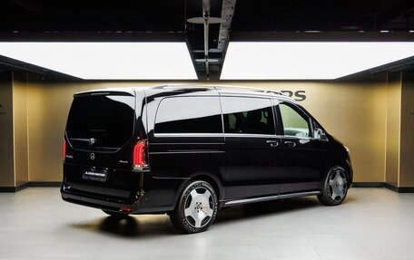 Mercedes-Benz V-Класс, 2026 год, 14 820 000 рублей, 3 фотография