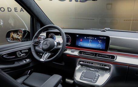 Mercedes-Benz V-Класс, 2026 год, 14 820 000 рублей, 25 фотография