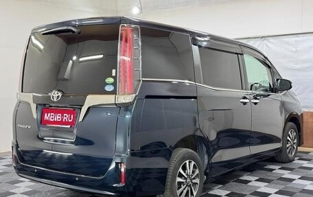 Toyota Esquire I, 2020 год, 2 553 000 рублей, 3 фотография