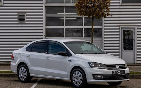 Volkswagen Polo VI (EU Market), 2017 год, 825 000 рублей, 3 фотография