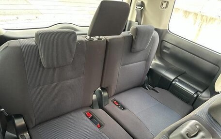 Toyota Noah III, 2020 год, 2 033 000 рублей, 12 фотография