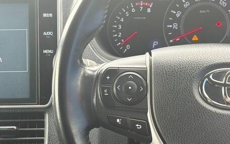 Toyota Noah III, 2020 год, 2 363 000 рублей, 16 фотография