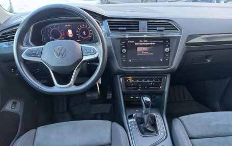 Volkswagen Tiguan II, 2023 год, 3 150 000 рублей, 7 фотография