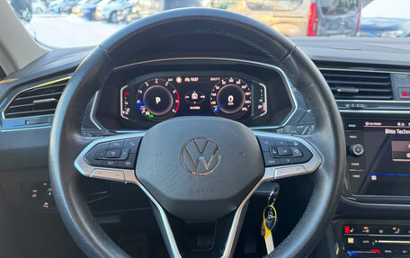 Volkswagen Tiguan II, 2023 год, 3 150 000 рублей, 11 фотография