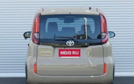 Toyota Sienta, 2023 год, 1 178 000 рублей, 7 фотография
