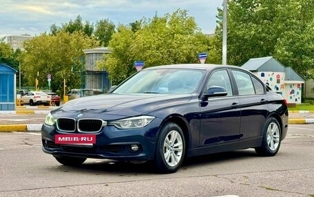 BMW 3 серия, 2017 год, 1 600 000 рублей, 4 фотография