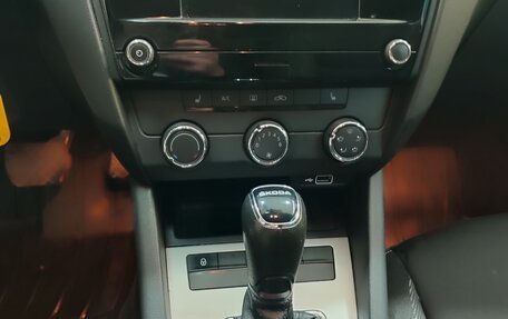 Skoda Octavia, 2018 год, 965 000 рублей, 10 фотография