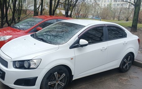 Chevrolet Aveo III, 2014 год, 700 000 рублей, 2 фотография