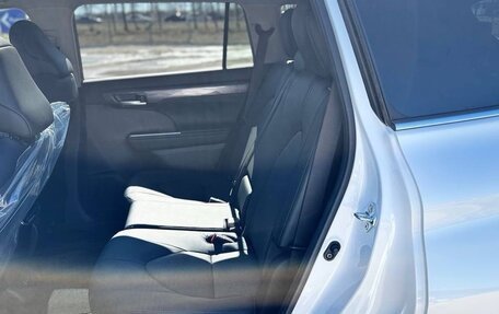 Toyota Highlander, 2026 год, 5 350 000 рублей, 23 фотография