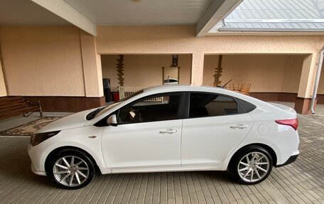 Hyundai Solaris II рестайлинг, 2020 год, 1 480 000 рублей, 8 фотография