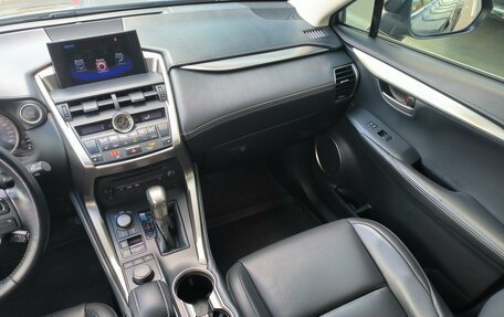 Lexus NX I, 2015 год, 2 550 000 рублей, 18 фотография