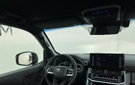 Toyota Land Cruiser, 2023 год, 12 200 000 рублей, 14 фотография