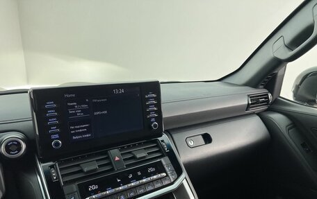 Toyota Land Cruiser, 2023 год, 12 200 000 рублей, 19 фотография