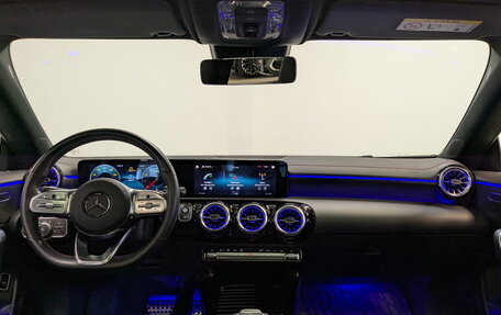 Mercedes-Benz CLA, 2022 год, 4 200 000 рублей, 14 фотография