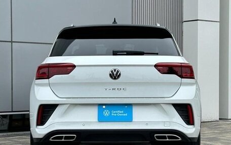 Volkswagen T-Roc I, 2023 год, 1 473 000 рублей, 5 фотография