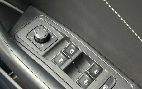 Volkswagen T-Roc I, 2023 год, 1 473 000 рублей, 17 фотография