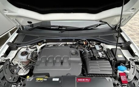 Volkswagen T-Roc I, 2023 год, 1 473 000 рублей, 28 фотография