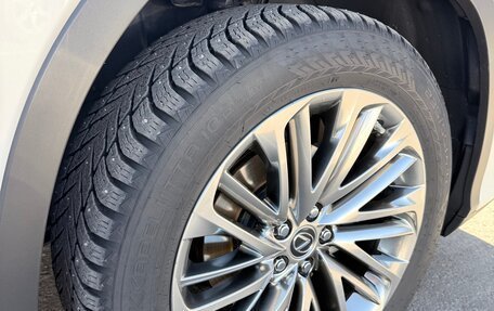 Lexus RX IV рестайлинг, 2022 год, 7 500 000 рублей, 12 фотография