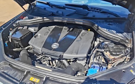 Mercedes-Benz GL-Класс, 2014 год, 2 500 000 рублей, 24 фотография