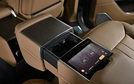 Land Rover Range Rover IV рестайлинг, 2026 год, 25 400 000 рублей, 15 фотография